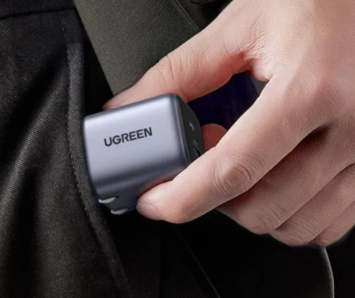 Ugreen Cargador 35W CD350 USB-A y Tipo C carga ultra rapida