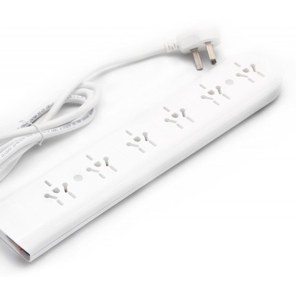 Netmak Nm-Zp6 - Zapatilla Electrica Multinorma 6 Tomas  10A Con Tecla Largo 1.5 Mts